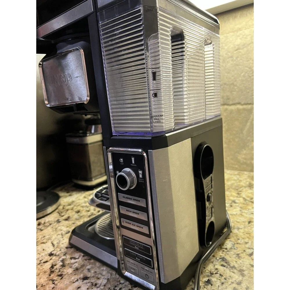 Ninja CF110 Single Serve POD Free Coffee Bar Hot And Iced Coffee Auto IQ Frother